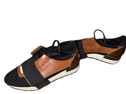 Balenciaga Trainers Race Black & Brown